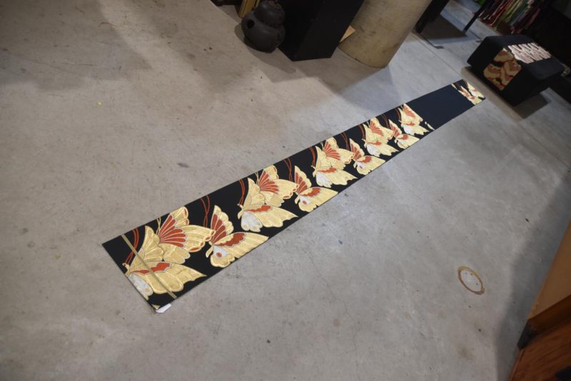 Butterfly Design Red and Black Fukuro Vintage Obi Table Runner Length:4000mm - Image 6