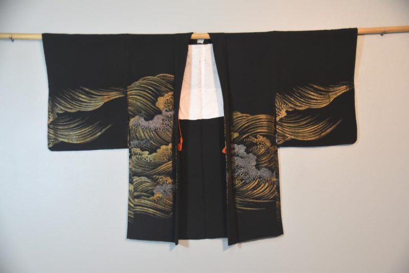 Vintage Japanese Silk Haori Jacket with Waves - Image 3