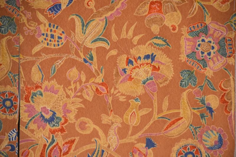 Stylised Flowers on Japanese Silk Crepe Kimono - Image 3