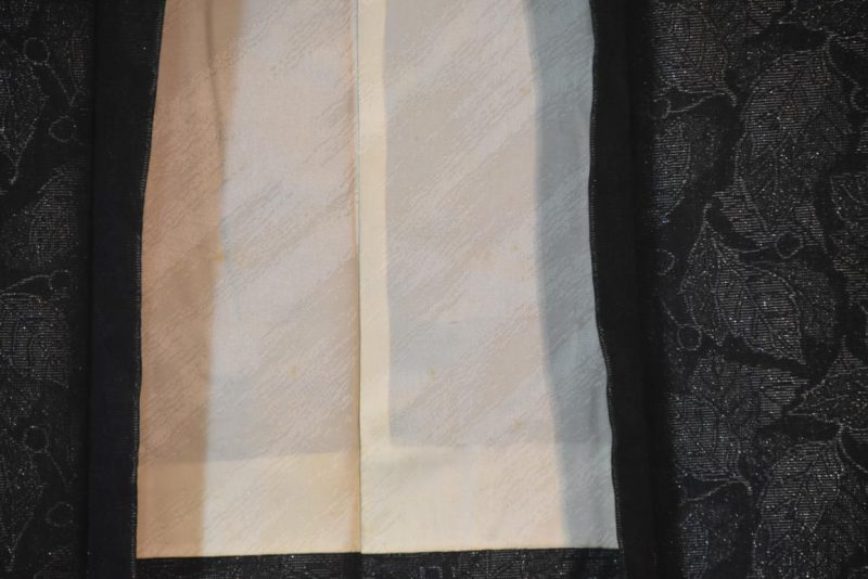 Silk Vintage Haori Jacket with Silver Thread - Image 5