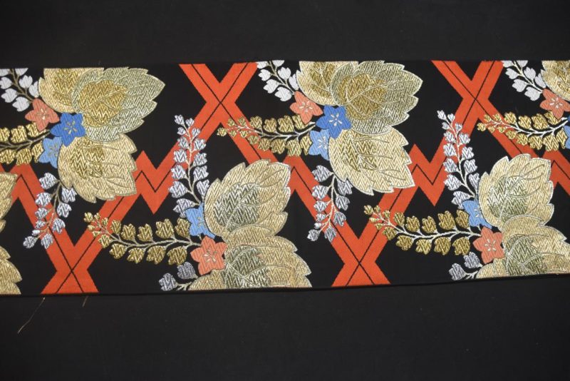 Red and Black Fukuro Vintage Obi Table Runner Length:4000mm - Image 4