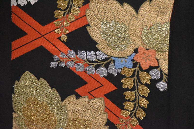 Red and Black Fukuro Vintage Obi Table Runner Length:4000mm - Image 2