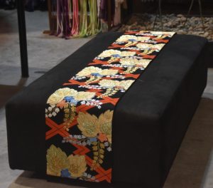 Red and Black Fukuro Vintage Obi Table Runner Length:4000mm