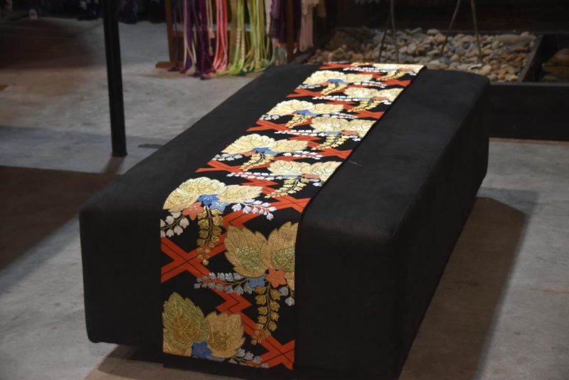 Red and Black Fukuro Vintage Obi Table Runner Length:4000mm