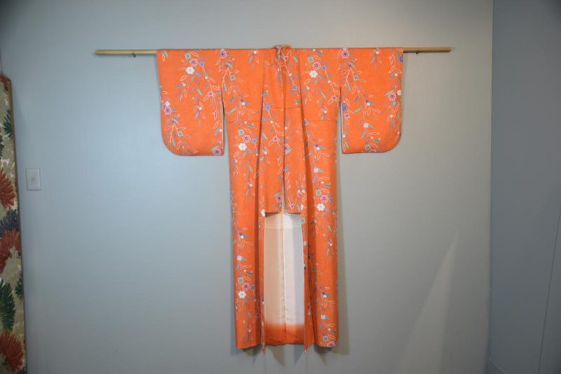 Fine Detail Japanese Silk Kimono - Image 6
