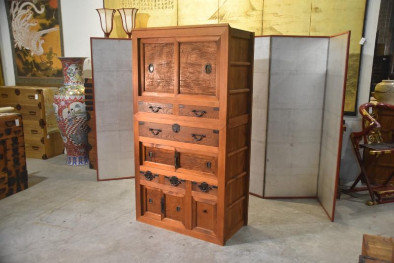 A 2 Section Hikone Region Merchants Chest Width925mm - Image 5