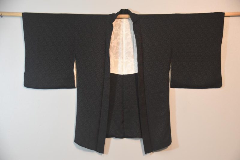 Ultra-Soft Silk Jacquard Japanese Haori Jacket - Image 9