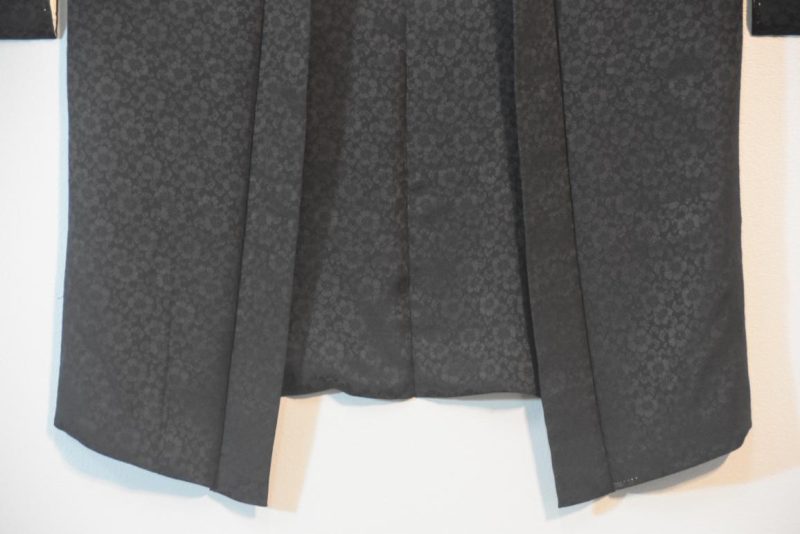 Ultra-Soft Silk Jacquard Japanese Haori Jacket - Image 8