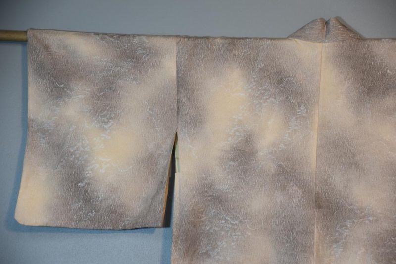 Soft Silvery Grey Japanese Silk Haori Jacket - Image 8