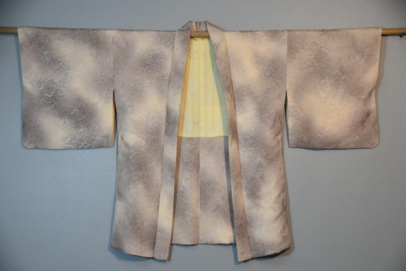 Soft Silvery Grey Japanese Silk Haori Jacket - Image 11