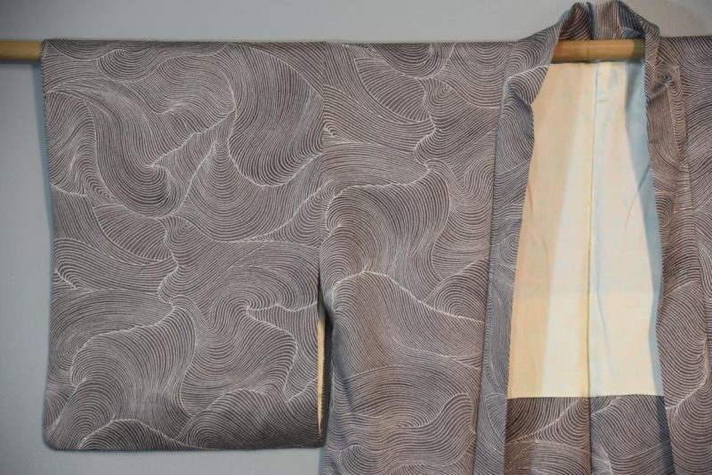 Silvery Grey Wave Japanese Silk Haori Jacket - Image 6