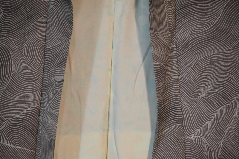 Silvery Grey Wave Japanese Silk Haori Jacket - Image 4