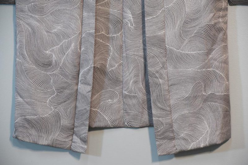 Silvery Grey Wave Japanese Silk Haori Jacket - Image 3