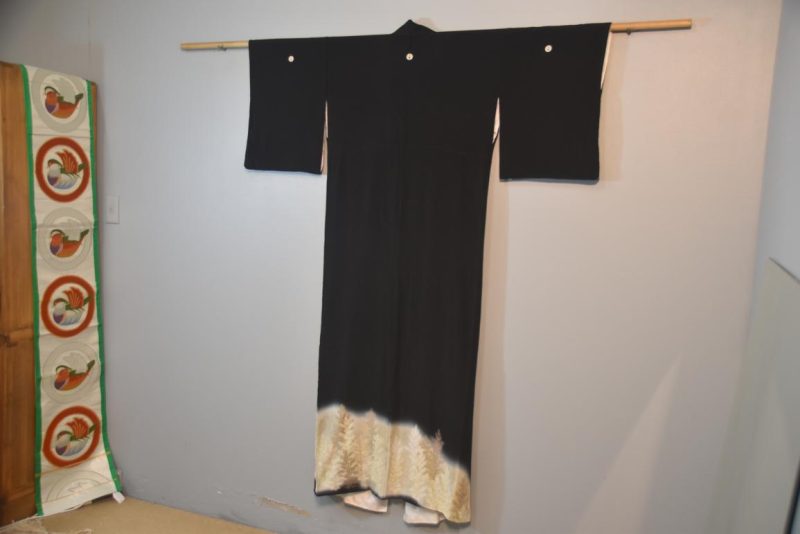 Pinetree Tomosode Vintage Japanese Silk Kimono - Image 5