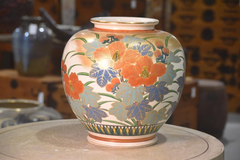 Kutani Pottery Vase Width:300mm