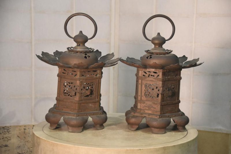Pair of Temple Hanging Lanterns Width:610mm