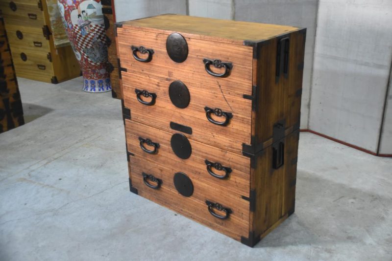 Antique Clothing Chest 4 Drawers Width:910mm - Image 8