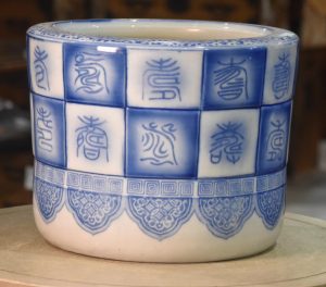 Japanese Blue and White Porcelain Hibachi Width:355mm