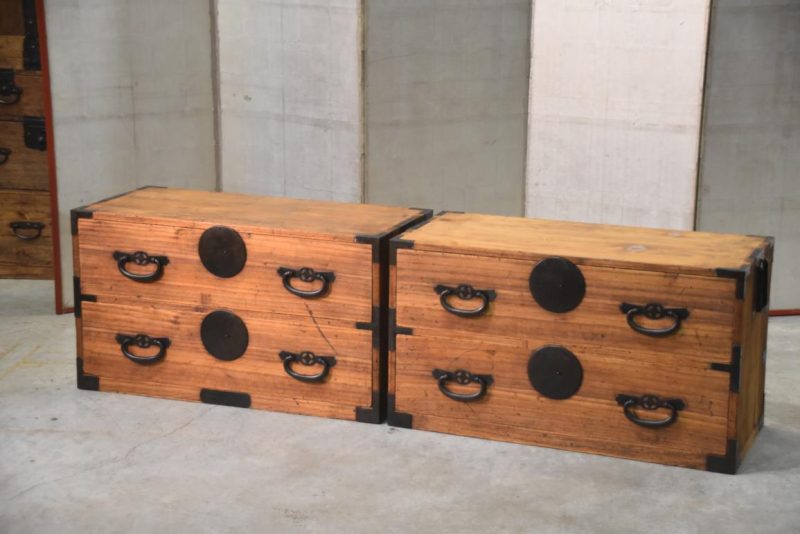 Antique Clothing Chest 4 Drawers Width:910mm - Image 2