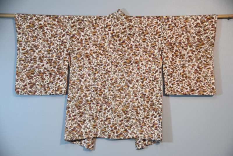 Soft and Light Japanese Silk Haori Jacket - Image 4