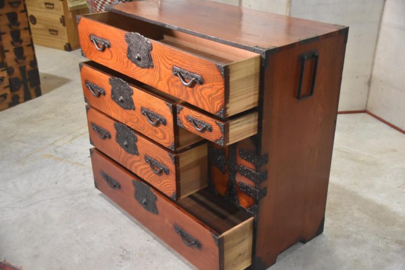 Antique Yonazawa Clothing Chest Tansu Width:1000mm - Image 9