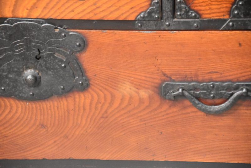 Antique Yonazawa Clothing Chest Tansu Width:1000mm - Image 6