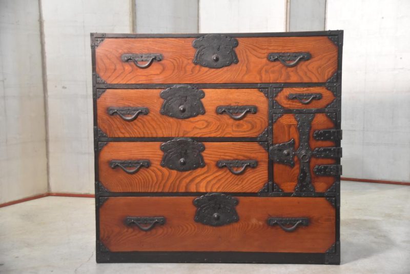 Antique Yonazawa Clothing Chest Tansu Width:1000mm - Image 5