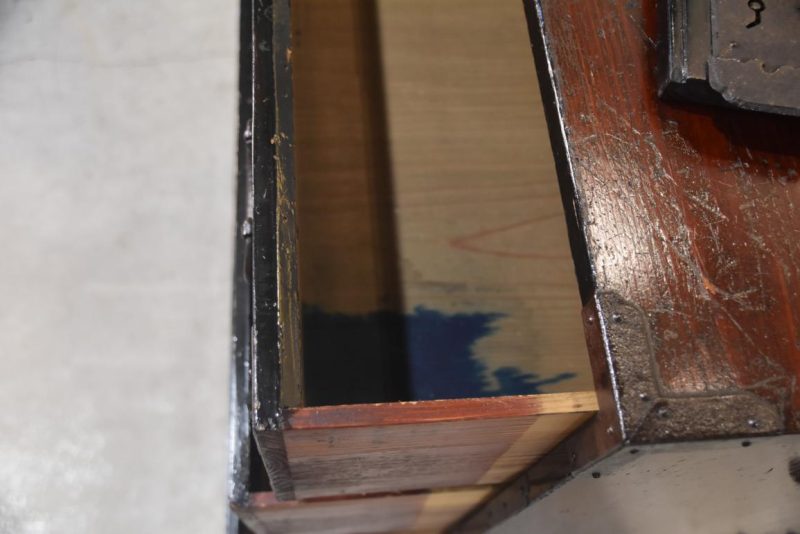 Antique Japanese Black Lacquer Clothing Chest Width:870mm - Image 6