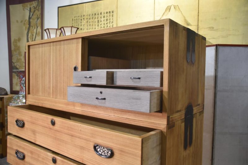 Japanese Vintage Wedding Chest (3 Sections) Width:1060mm's - Image 10