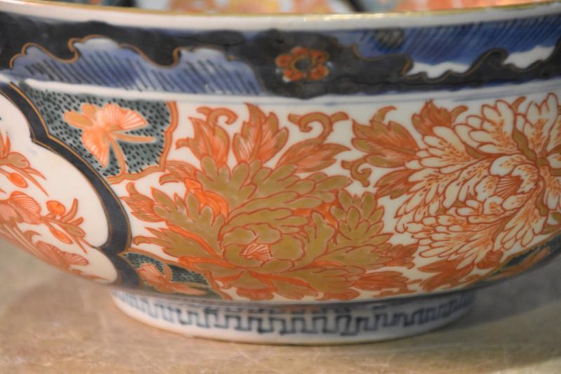Japanese Imari Porcelain Bowl - Image 2