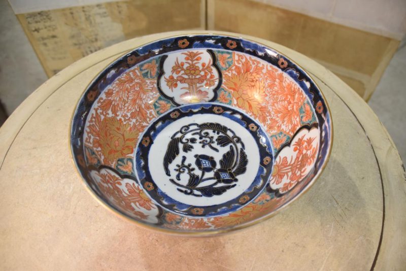 Japanese Imari Porcelain Bowl - Image 3