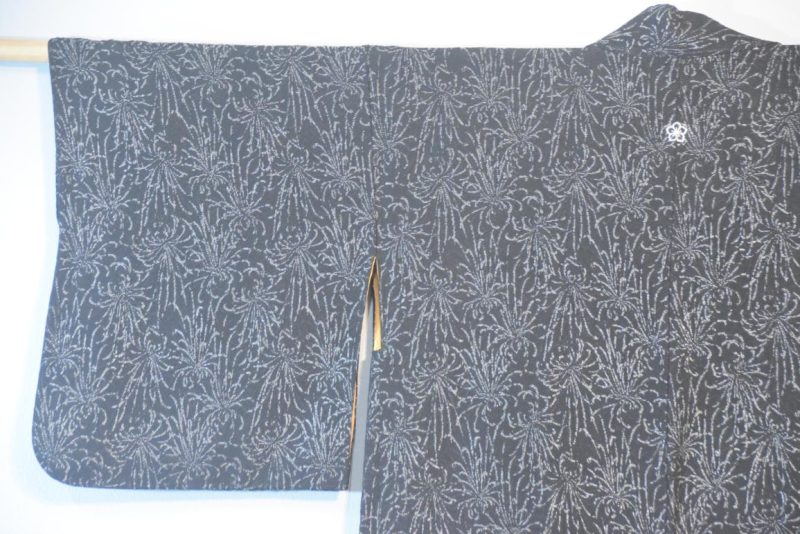 Chrysanthemum Metallic Thread Japanese Silk Haori Jacket - Image 10