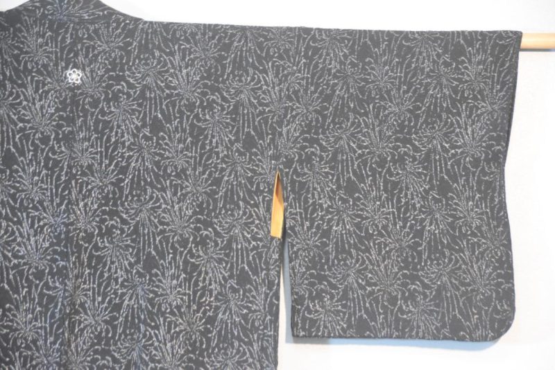 Chrysanthemum Metallic Thread Japanese Silk Haori Jacket - Image 9
