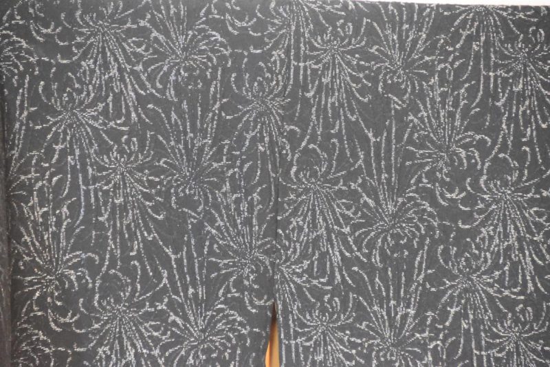 Chrysanthemum Metallic Thread Japanese Silk Haori Jacket - Image 12