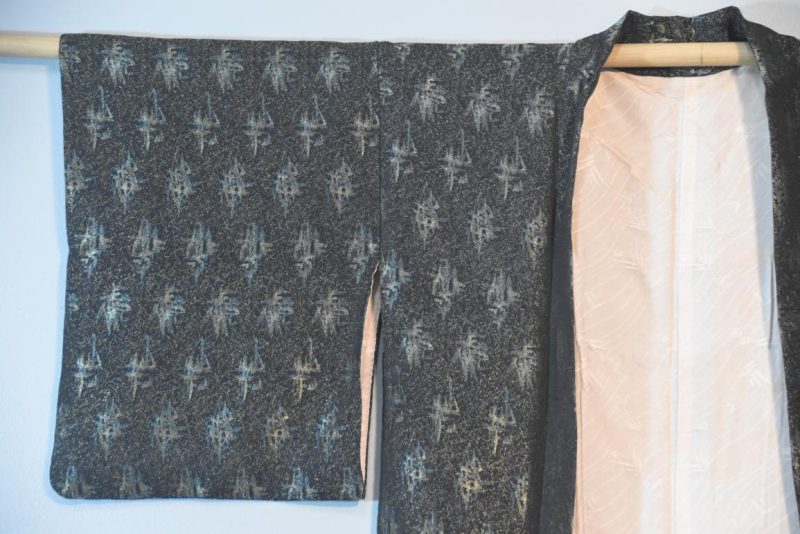 Metallic Thread on Black Japanese Silk Haori Jacket - Image 5