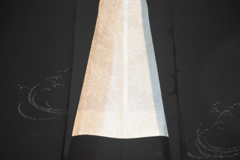 Black Metallic Embroidered Silk Jacquard Haori Jacket - Image 4