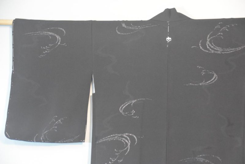Black Metallic Embroidered Silk Jacquard Haori Jacket - Image 2