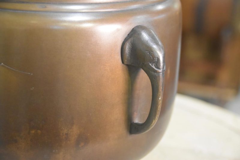 Bronze Hibachi Urn Width:330mm - Image 5