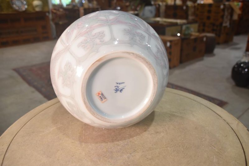 Japanese Porcelain Vase Height:220mm - Image 7