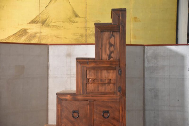 Kaidan Dansu Antique Step Chest Width:1000mm - Image 4
