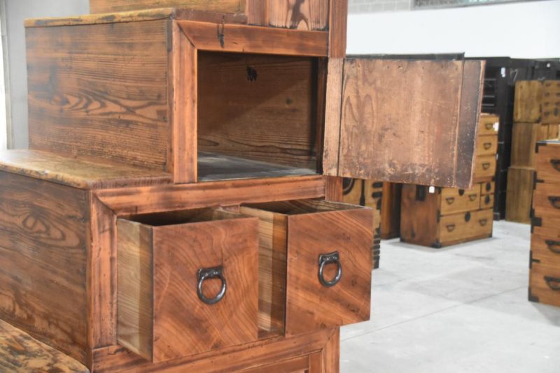 Kaidan Dansu Antique Step Chest Width:1000mm - Image 8
