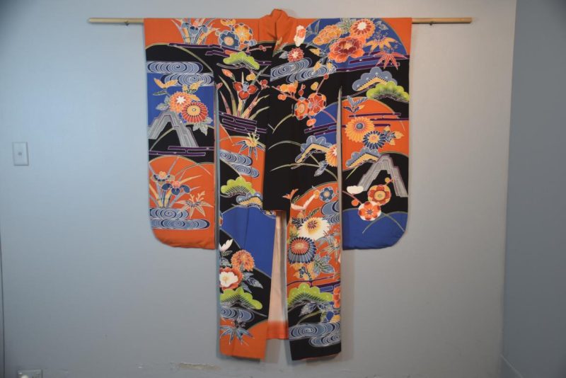 Japanese Silk Crepe Furisode Kimono - Image 5