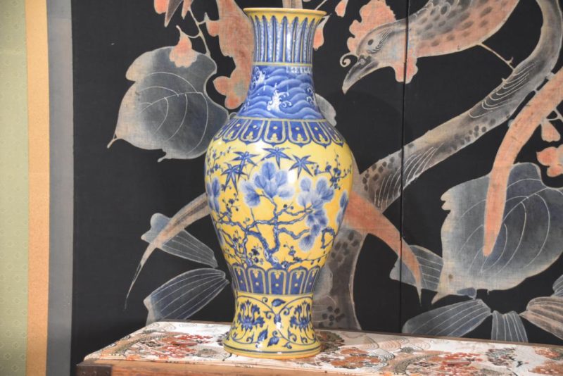 Chinese Ceramic Vase Height:560mm