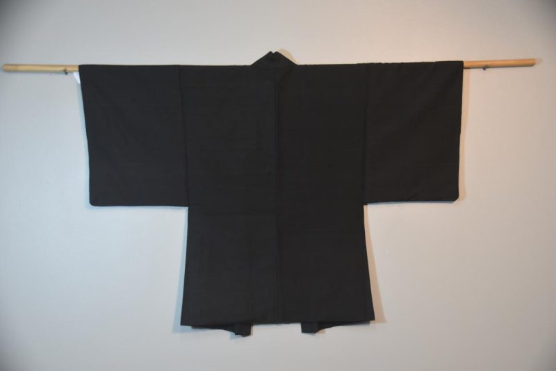 Vintage Japanese Silk Mans Haori (Kimono Jacket) - Image 9
