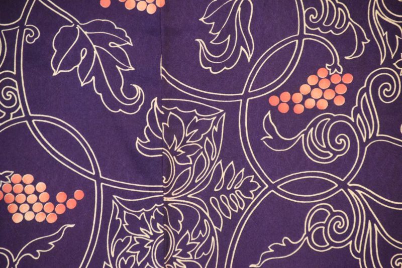Vine and Berry Vintage Silk Haori Jacket - Image 4