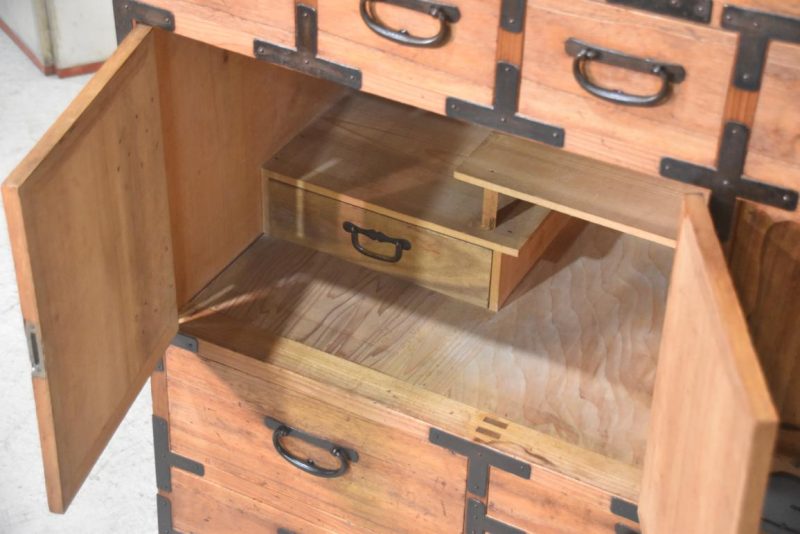 Meiji Period Tokyo Region Merchant Chest Width:750mm - Image 2