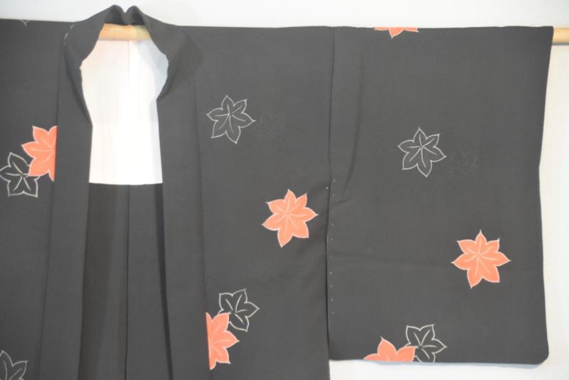 Maple Leaves Vintage Silk Haori Jacket - Image 6