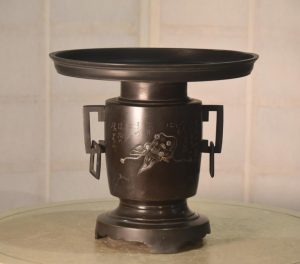 Japanese Bronze Usubata 300mm's wide