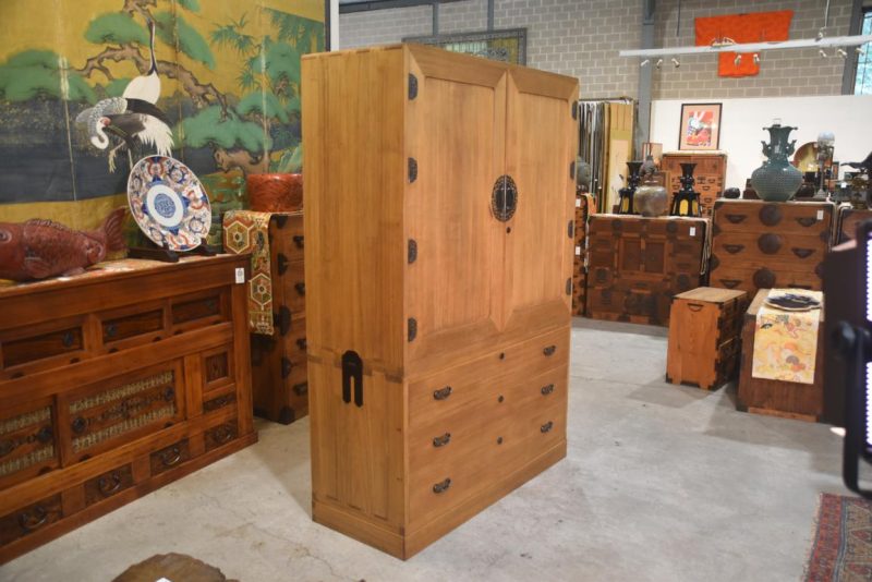 Japanese Vintage Kamo Wedding Chest (2 Sections) Width:1210mm - Image 17