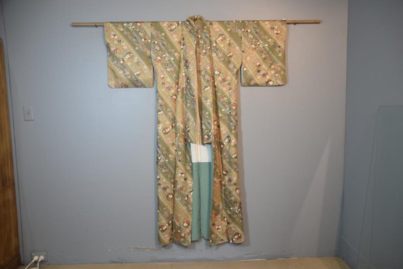 Japanese Silk Vintage Kimono - Image 5